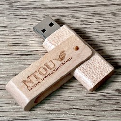 『海大衣學苑系列』- NTOU海大旋轉木質隨身碟 / 16GB / USB 2.0