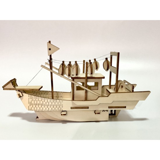 火誘網漁船模型
